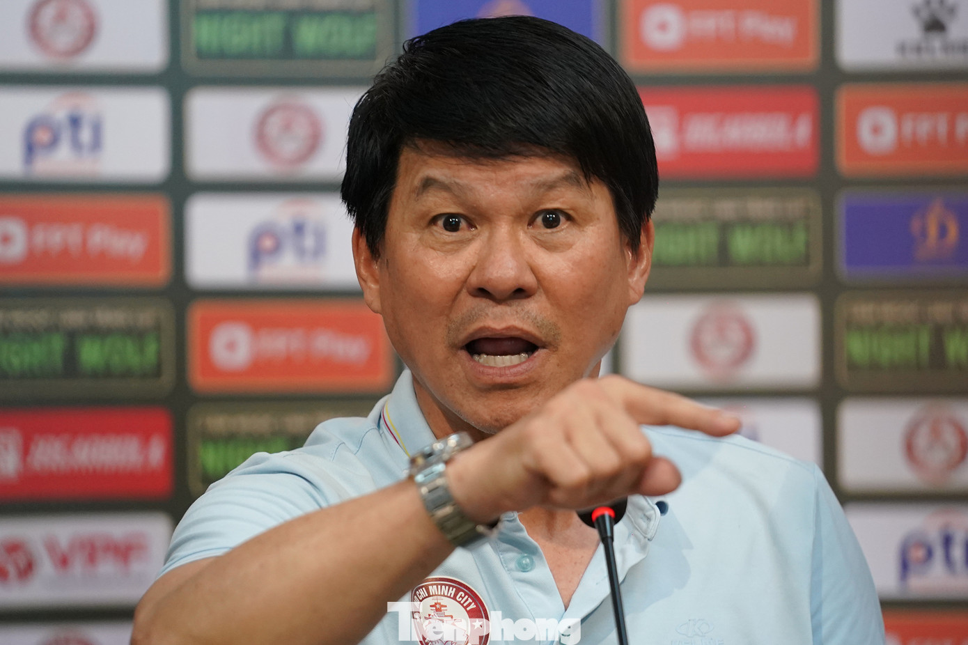 HLV Vũ Tiến Thành.