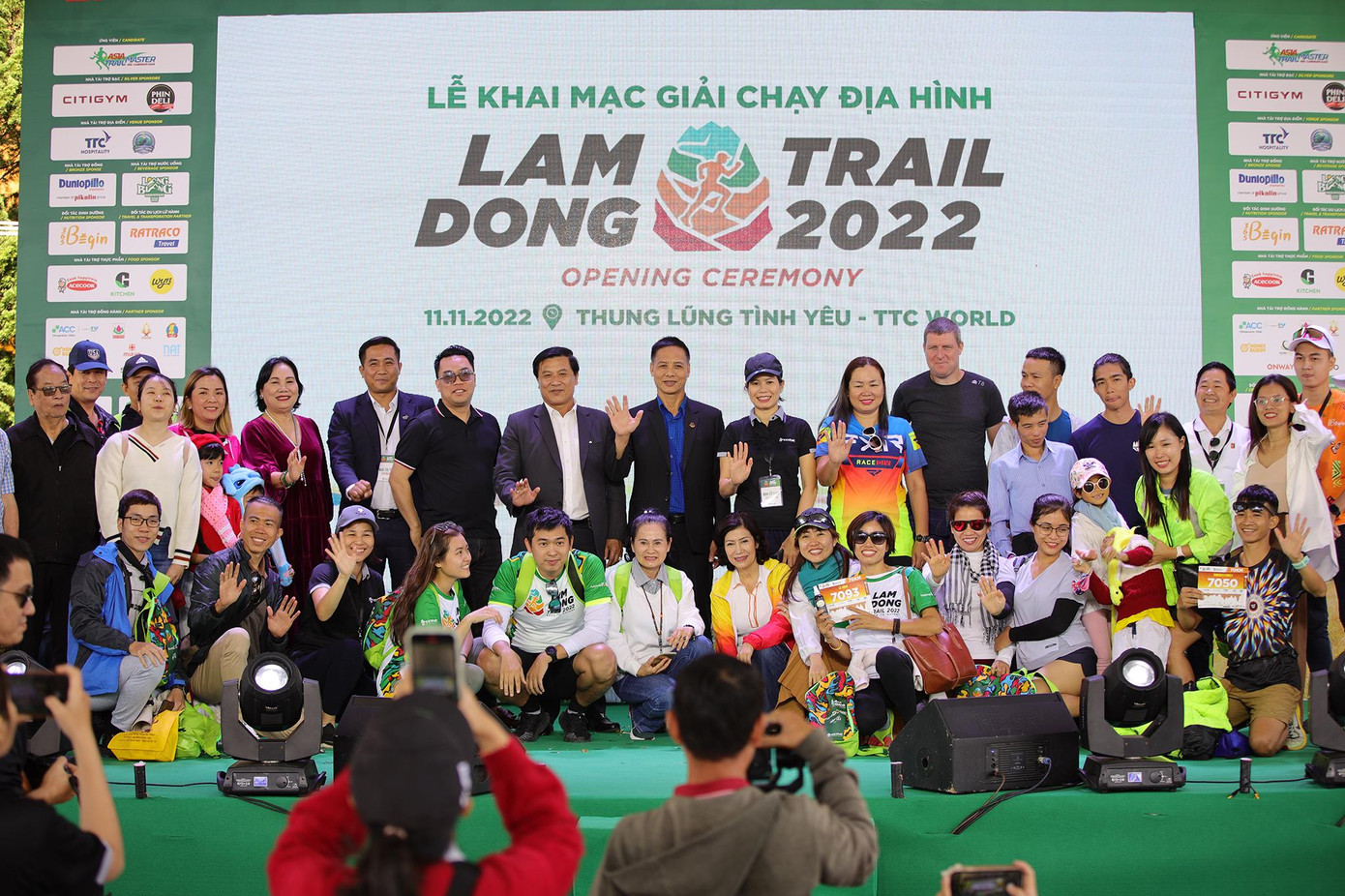 Giải chạy địa hình Lâm Đồng Trail 2022 đã chính thức khai mạc.