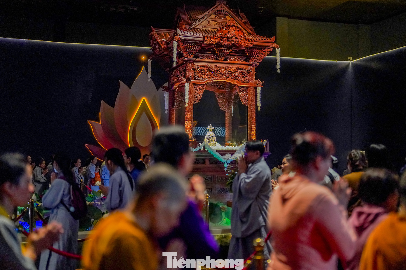 Đại lễ Vesak 2025 là lần thứ tư Việt Nam đăng cai tổ chức, sau ba kỳ diễn ra vào các năm 2008 tại Trung tâm Hội nghị quốc gia Mỹ Đình, Hà Nội, năm 2014 tại chùa Bái Đính, Ninh Bình, năm 2019 tại chùa Tam Chúc, Hà Nam. Ban tổ chức dự kiến đại biểu từ 80 quốc gia cùng hơn 10.000 phật tử tham gia ngày hội lớn nhất của tín đồ Phật giáo trên thế giới.