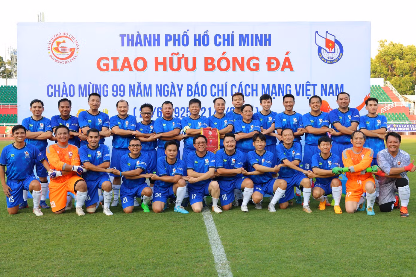 Hội Nhà báo Thành phố gồm lãnh đạo, phóng viên các cơ quan báo chí đang hoạt động trên địa bàn.