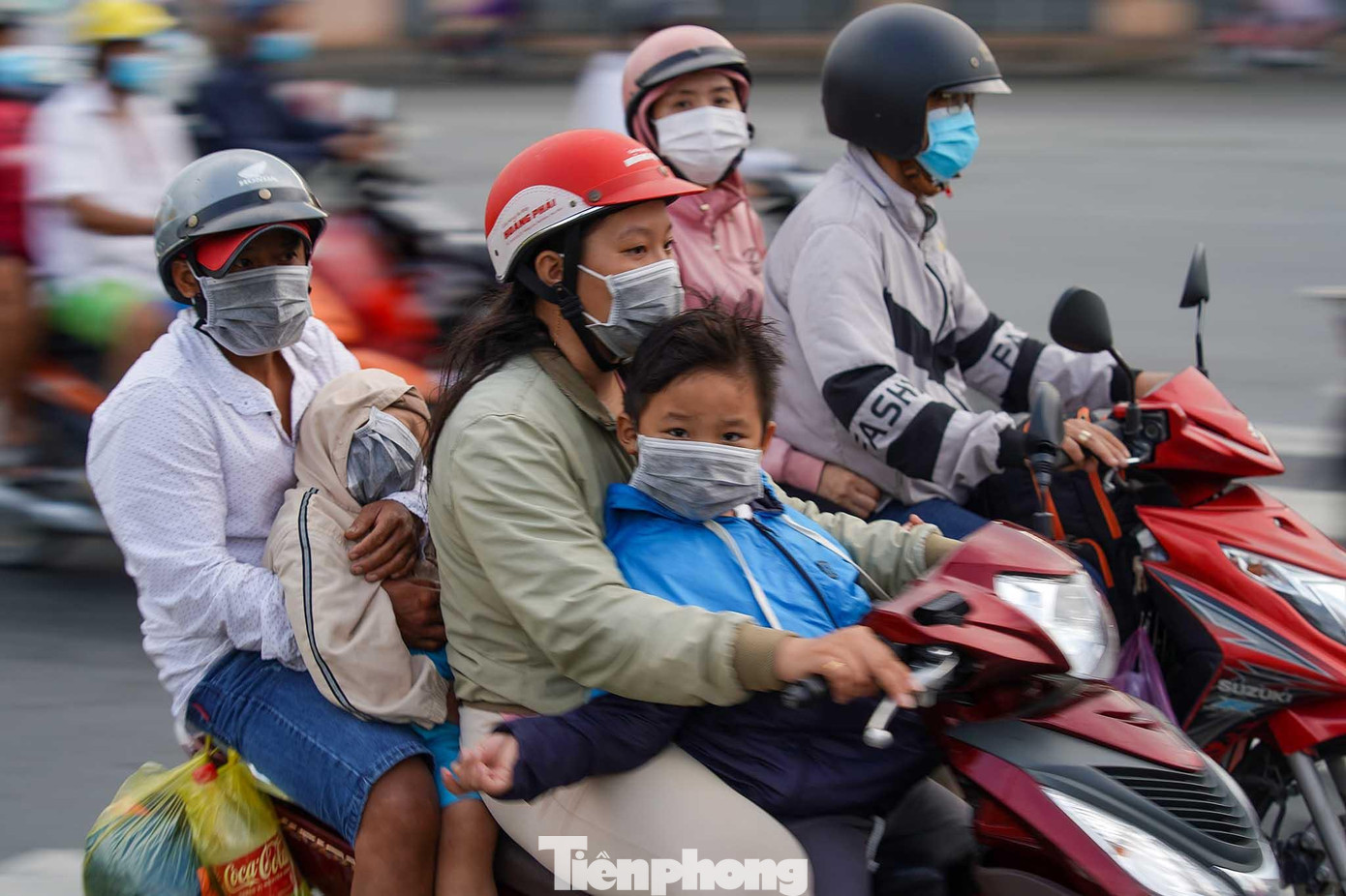 Một gia đình thay đổi nhiệm vụ...