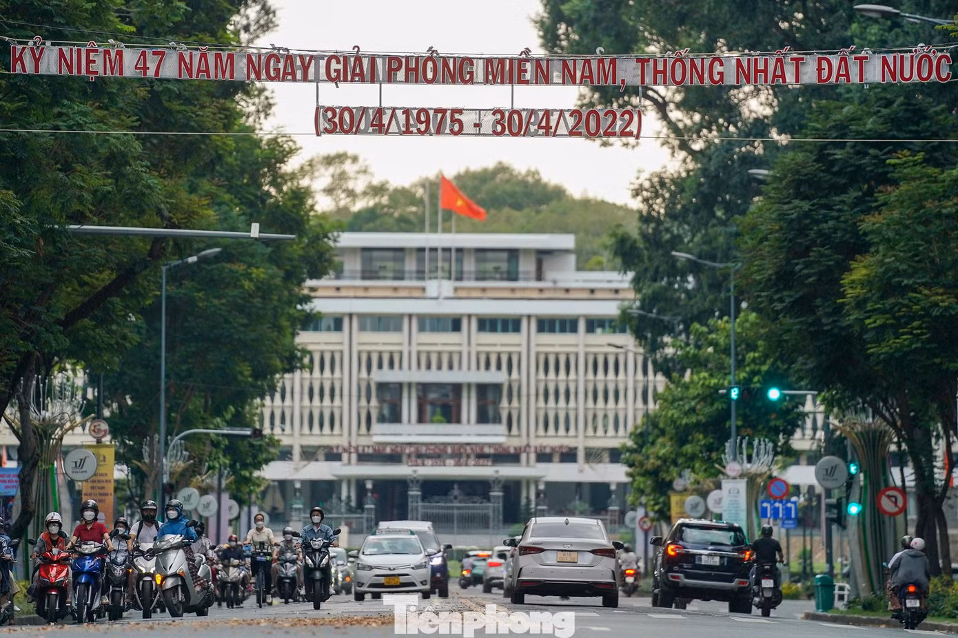 Thành phố đã tập trung nguồn lực cho công tác an sinh xã hội, đảm bảo sinh kế của người dân; ý thức của người dân và doanh nghiệp về công tác phòng, chống dịch ngày càng được nâng cao. Thành phố đã chủ động nghiên cứu, ban hành Kế hoạch phục hồi kinh tế - xã hội giai đoạn 2022 - 2025; triển khai thực hiện chiến lược y tế trong giai đoạn thích ứng an toàn, linh hoạt, kiểm soát hiệu quả dịch COVID-19, tạo cơ sở vững chắc mở ra nhiều triển vọng phát triển trong những năm tới.