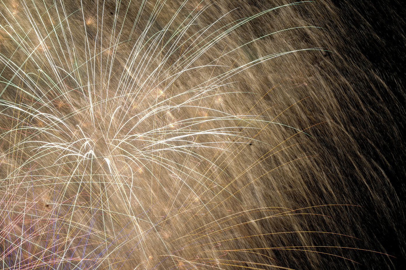 Pháo hoa rực sáng đón năm mới Ất Tỵ an lành, thịnh vượng ảnh 170 Pháo hoa rực sáng đón năm mới Ất Tỵ an lành, thịnh vượng ảnh 170