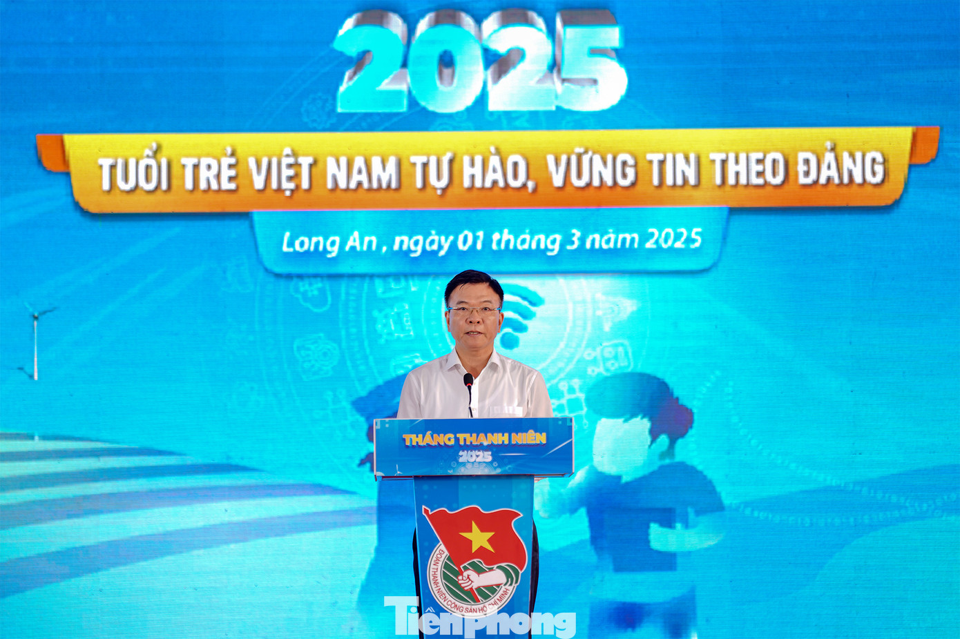 Phó Thủ tướng Lê Thành Long phát biểu.