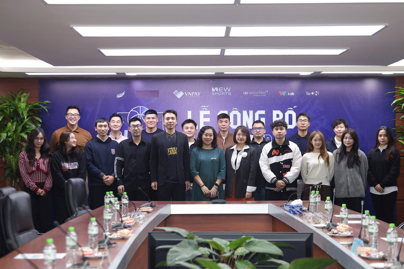 Giải đấu diễn ra từ ngày 9/3 đến 20/3/2025 tại Nhà thi đấu Cầu Giấy, Hà Nội, được trực tiếp trên hệ sinh thái thể thao của VTVcab (Kênh ON Sports; App: ON, ON Sports TV; Facebook: ON Sports; Youtube: ON Bóng rổ). Khán giả có thể mua vé tham dự thông qua hệ thống Ticketbox.