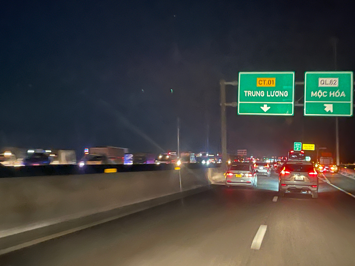 Từ vị trí này đến hiện trường vụ cháy khoảng hơn 10km.