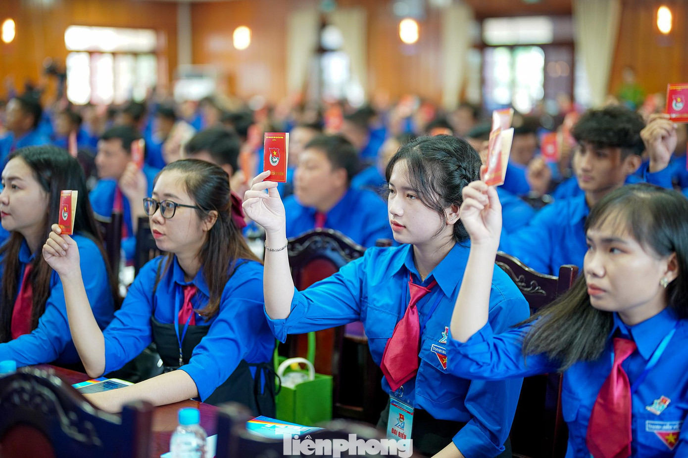 Đại hội thảo luận, tham gia góp ý cho văn kiện Đại hội, báo cáo sửa đổi Điều lệ Đoàn và Hướng dẫn thực hiện Điều lệ Đoàn, bầu đoàn đại biểu tham dự Đại hội Đoàn TNCS Hồ Chí Minh toàn quốc lần thứ XII, nhiệm kỳ 2022-2027; Tuyên dương công dân trẻ tiêu biểu tỉnh Long An năm 2022. Đại hội thảo luận, tham gia góp ý cho văn kiện Đại hội, báo cáo sửa đổi Điều lệ Đoàn và Hướng dẫn thực hiện Điều lệ Đoàn, bầu đoàn đại biểu tham dự Đại hội Đoàn TNCS Hồ Chí Minh toàn quốc lần thứ XII, nhiệm kỳ 2022-2027; Tuyên dương công dân trẻ tiêu biểu tỉnh Long An năm 2022.