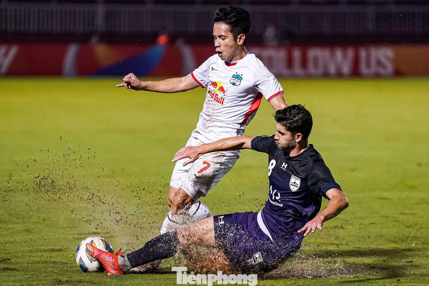 Sydney đã có một trận chia tay giải đáng quên. Sydney đã có một trận chia tay giải đáng quên.