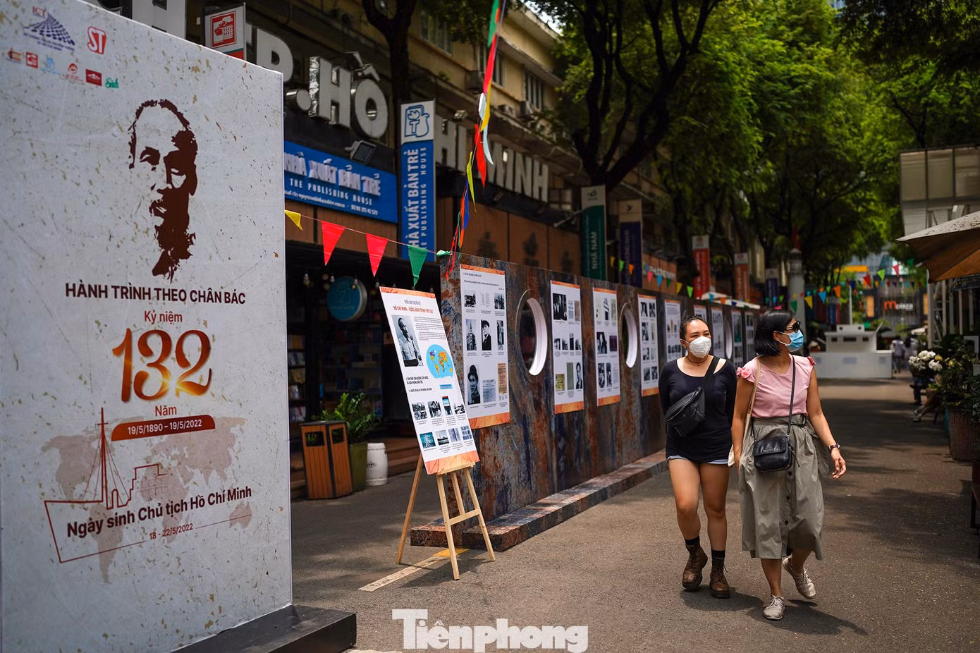 Triển lãm được thiết kế mới lạ, mô phỏng hình ảnh con tàu Amiral Latouche Tréville đã cùng Người Thanh niên yêu nước Nguyễn Tất Thành rời bến cảng Nhà Rồng ra nước ngoài thực hiện cuộc hành trình vĩ đại mang tầm thời đại, cứu nước, cứu dân.