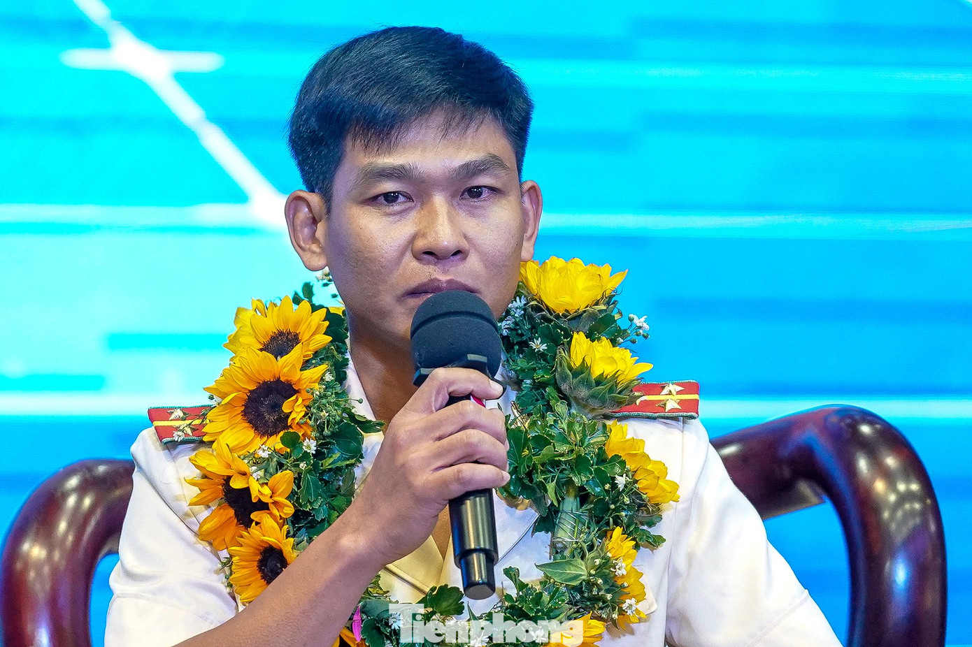 Đại úy Lê Hải Đăng – Phó trưởng Công an xã Mỹ Hạnh Tây Đại úy Lê Hải Đăng – Phó trưởng Công an xã Mỹ Hạnh Tây