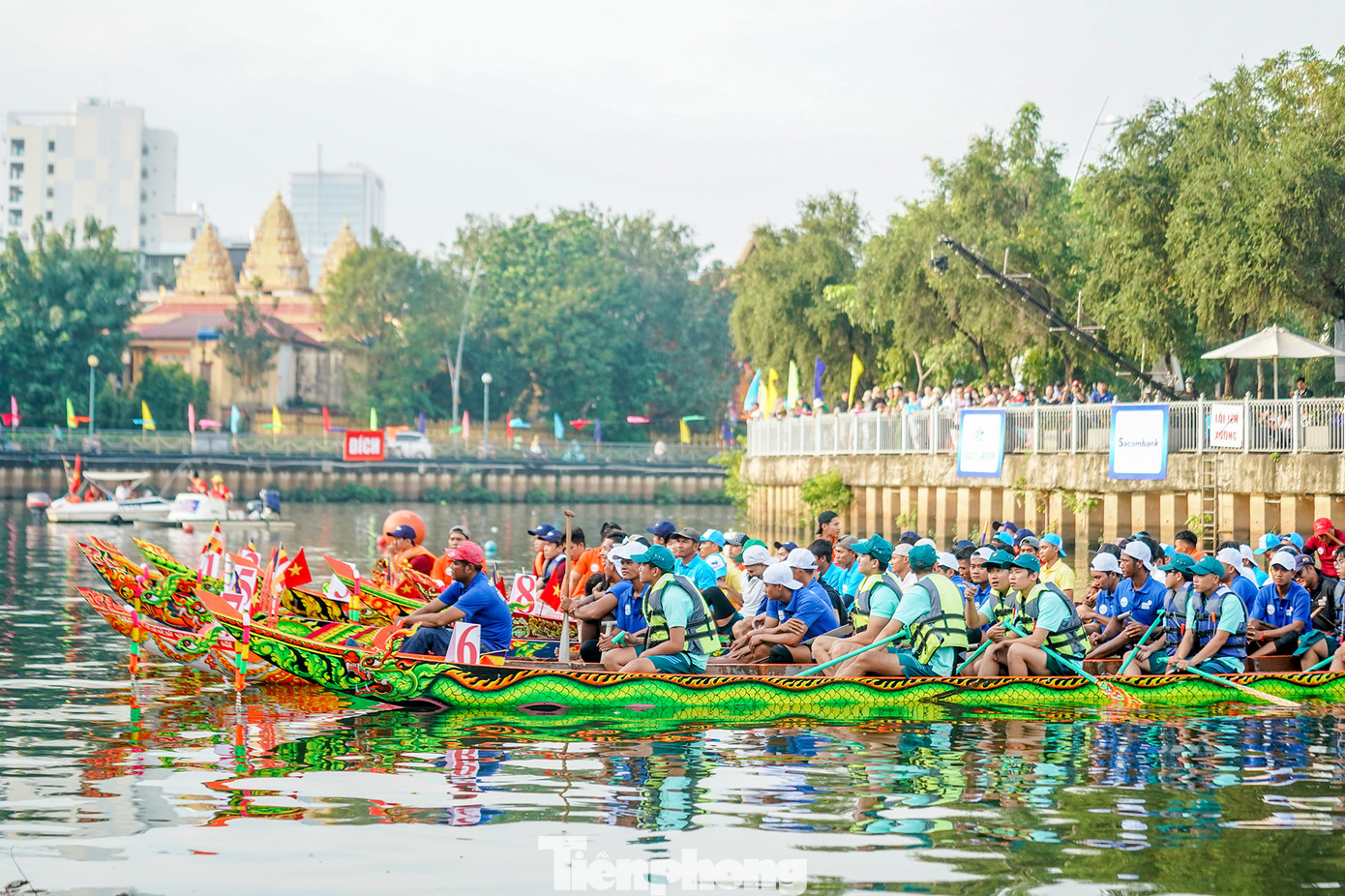 Phát biểu tại lễ khai mạc, bà Vũ Thị Mỹ Ngọc - Phó Chủ tịch UBND quận 3 chia sẻ, dòng kênh Nhiêu Lộc đã chứng kiến sự thay đổi của đời sống người dân, qua nhiều giai đoạn cải tạo, chỉnh trang từ năm 1988 đến nay. Người dân Quận 3 và TPHCM đã và đang thụ hưởng thành quả một kênh xanh sạch với các hoạt động du lịch, qua đó người dân tiếp tục chung tay bảo vệ, gìn giữ cảnh quan sạch đẹp này.