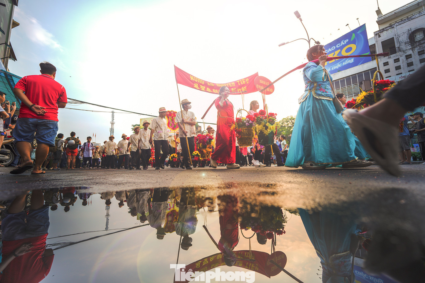 Lộ trình diễu hành xuất phát tại đường Hải Thượng Lãn Ông, lần lượt qua các tuyến đường Châu Văn Liêm – Lão Tử - Lương Nhữ Học – Nguyễn Trãi – Trần Xuân Hòa – Trung tâm Văn hóa – Thể thao quận 5.