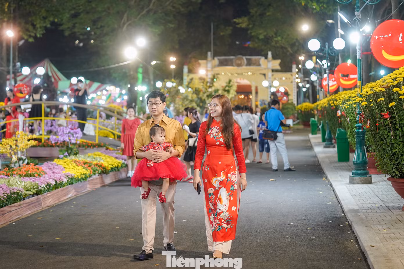 Hội hoa Xuân năm nay trưng bày và dự thi trên 2.500 hiện vật đạt tiêu chuẩn, thuộc các bộ môn: hoa mai, hoa lan, hoa sứ, hoa ôn đới - hoa kiểng - kiểng lá - kiểng có trái - cây quý hiếm, kiểng cổ - bonsai, tiểu cảnh - non bộ, cá cảnh...