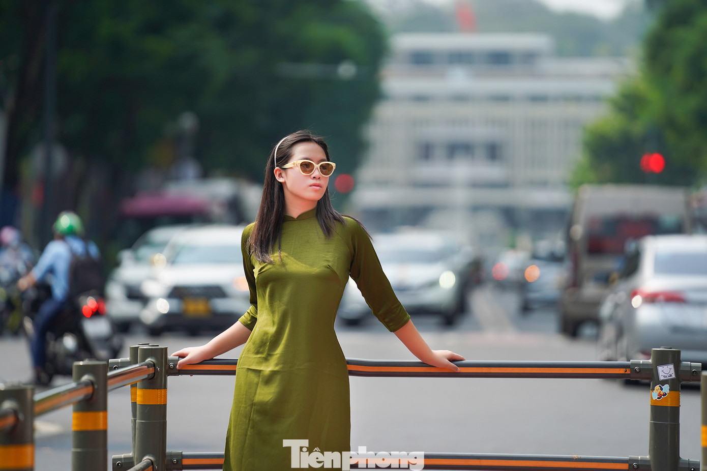 "Tôi khá ấn tượng với những góc ảnh được chụp ở TPHCM. Có lẽ, tôi sẽ dành nhiều thời gian hơn để tìm những góc ảnh khác ở nơi tôi đã sinh ra", Trish bày tỏ.