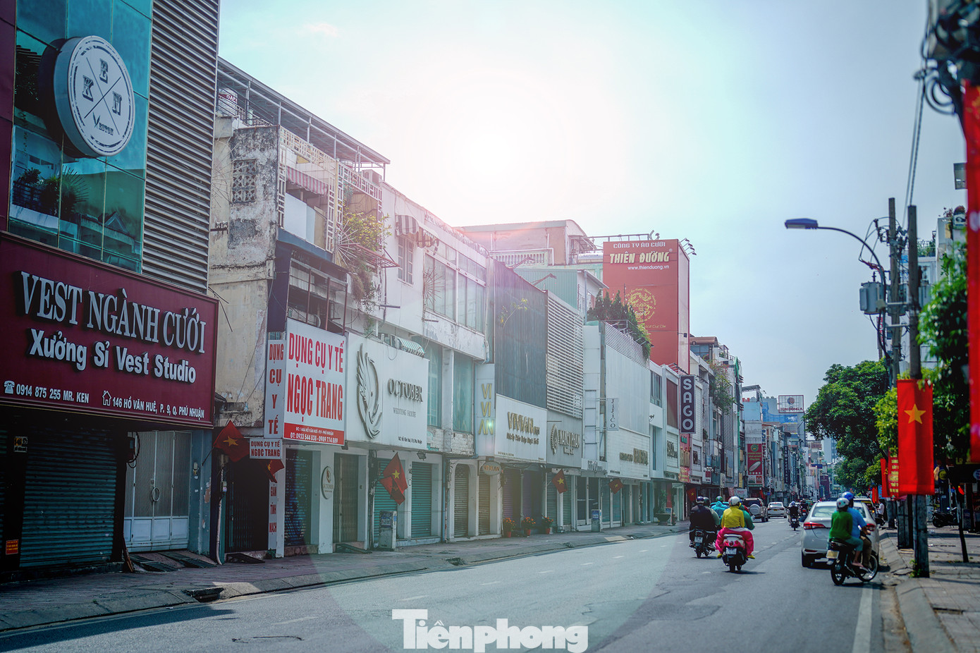 Phố cưới Đào Duy Anh, Hồ Văn Huê (quận Phú Nhuận) im lìm trưa mùng 1 Tết.