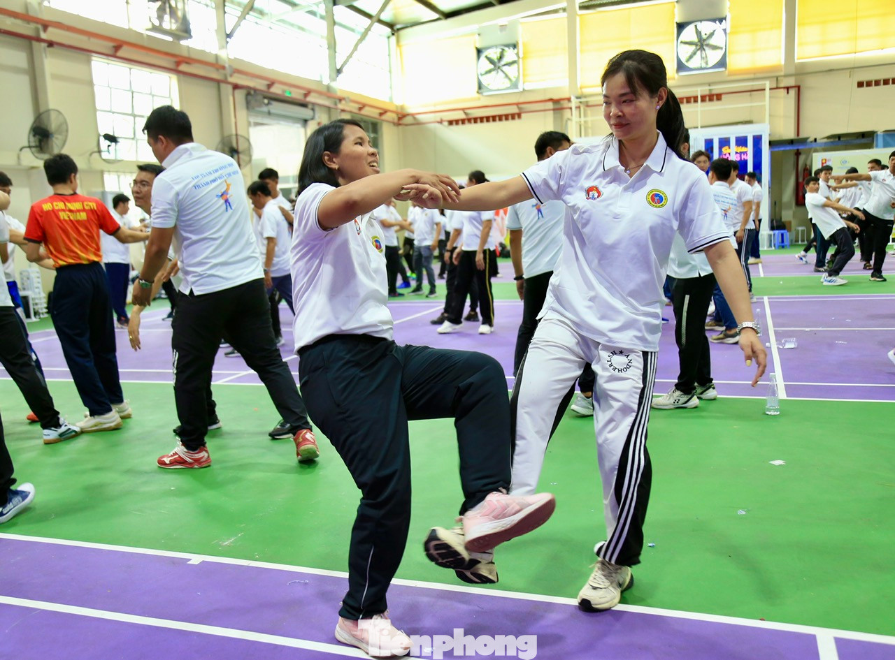 Những năm qua, các hoạt động thể thao trong học đường ngày càng được quan tâm. Việc đưa võ thuật vào trường học là chủ trương của Bộ GD&amp;ĐT nhằm nâng tầm thể chất Việt. Theo đó, Vovinam - môn võ Việt đã có những dấu ấn tích cực trong phong trào thể thao học đường tại TPHCM.