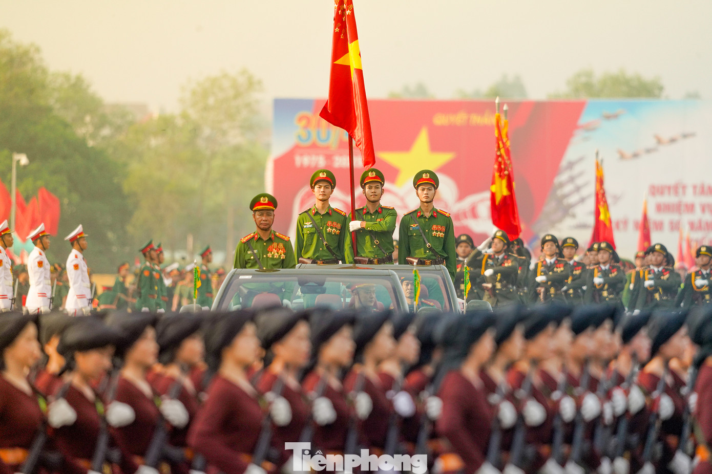 Chương trình diễu binh, diễu hành do Bộ Quốc phòng chủ trì bao gồm 4 khối diễu hành của khối Nghi trượng, 36 khối diễu binh,12 khối diễu hành.