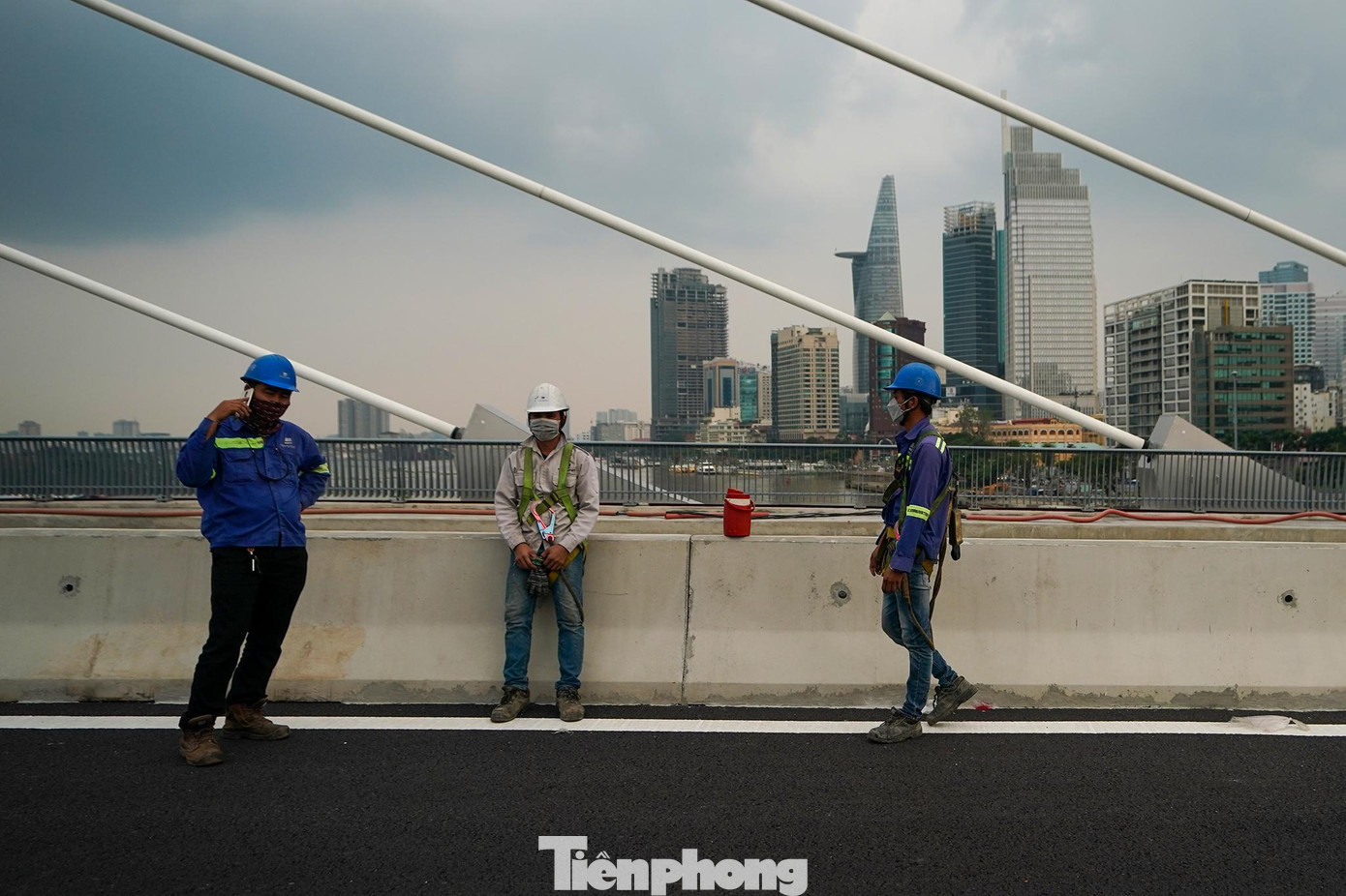 Cầu Thủ Thiêm 2 nhìn về hướng quận 1.