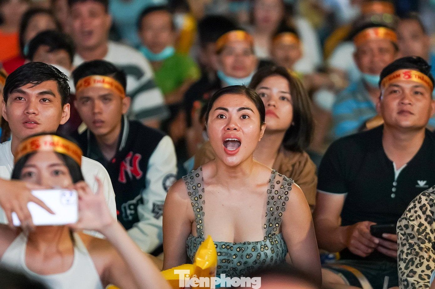 Trận thắng trước Myanmar đã làm nức lòng người hâm mộ nước nhà. Trận thắng trước Myanmar đã làm nức lòng người hâm mộ nước nhà.