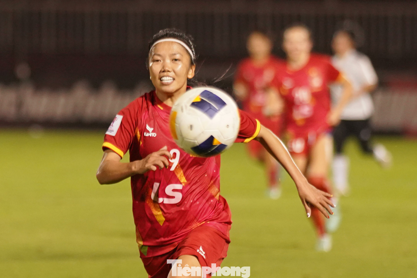 Bị dẫn 0-3 trong hiệp 1, Huỳnh Như và đồng đội tạo nên màn ngược dòng không tưởng ở giải châu Á.