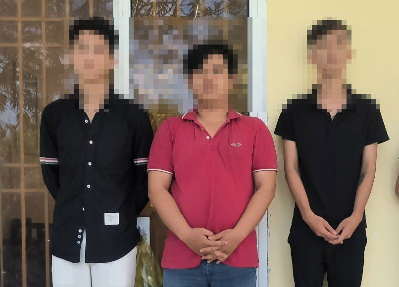 Nhóm đối tượng bị bắt giữ.