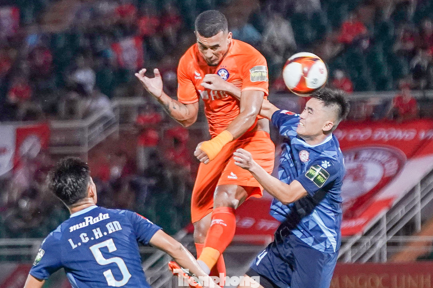 S.Đà Nẵng tấn công nhiều nhưng đạt hiệu quả. S.Đà Nẵng tấn công nhiều nhưng đạt hiệu quả.