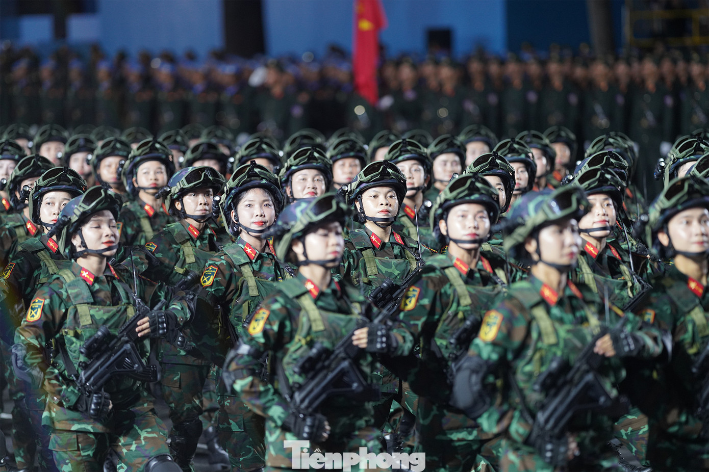 Những bông hồng thép kiên cường của khối nữ Đặc nhiệm.