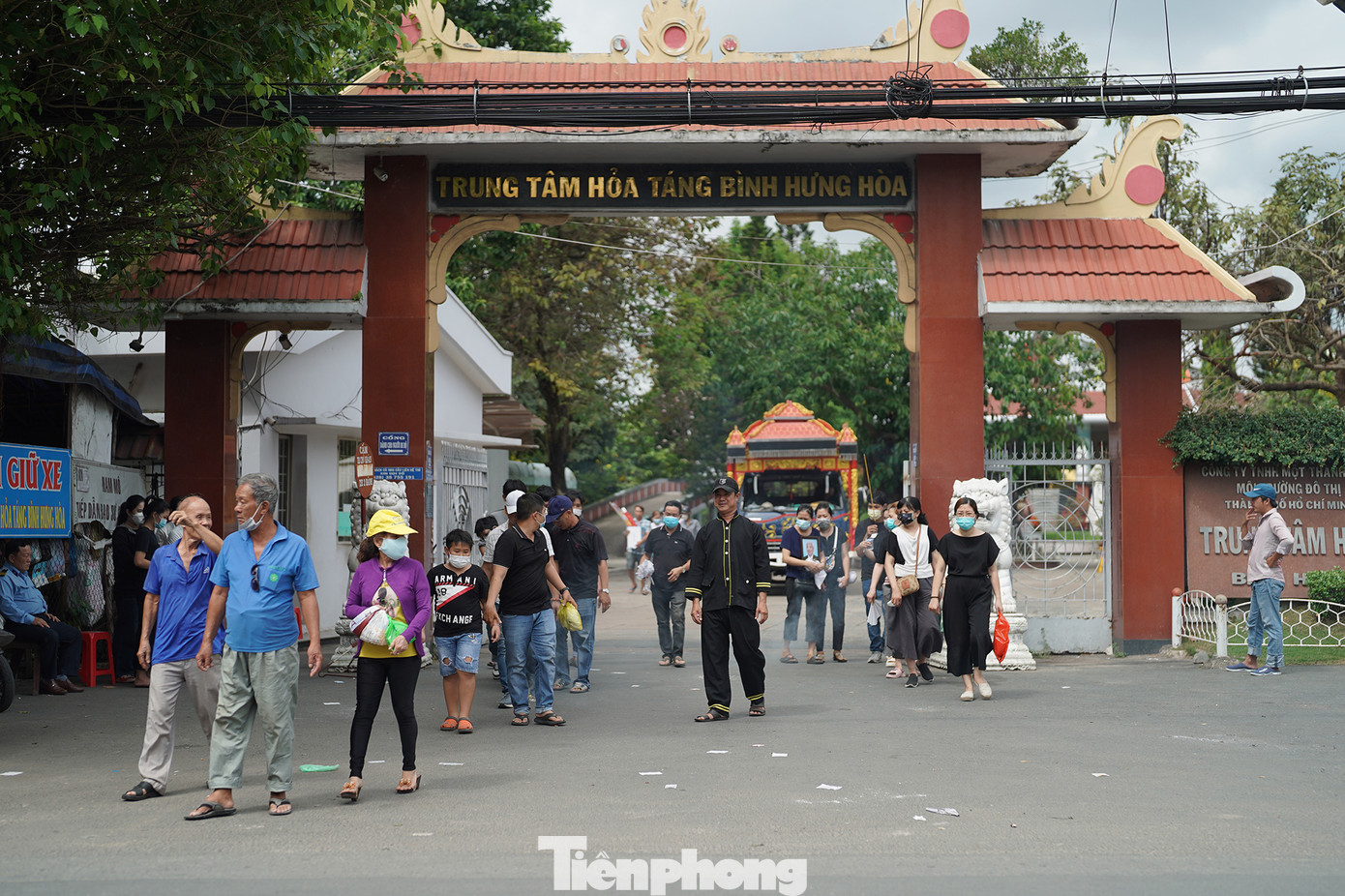 Dự kiến có 2 cụm trường học với 6 ngôi trường được xây dựng ở khu vực nghĩa trang để bổ sung quỹ phòng học, kéo giảm sĩ số và tăng tỷ lệ học sinh học 2 buổi/ngày.