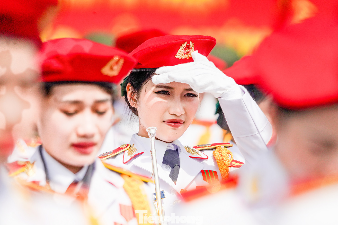 Vẫn rạng ngời sau những ngày tập luyện vất vả.