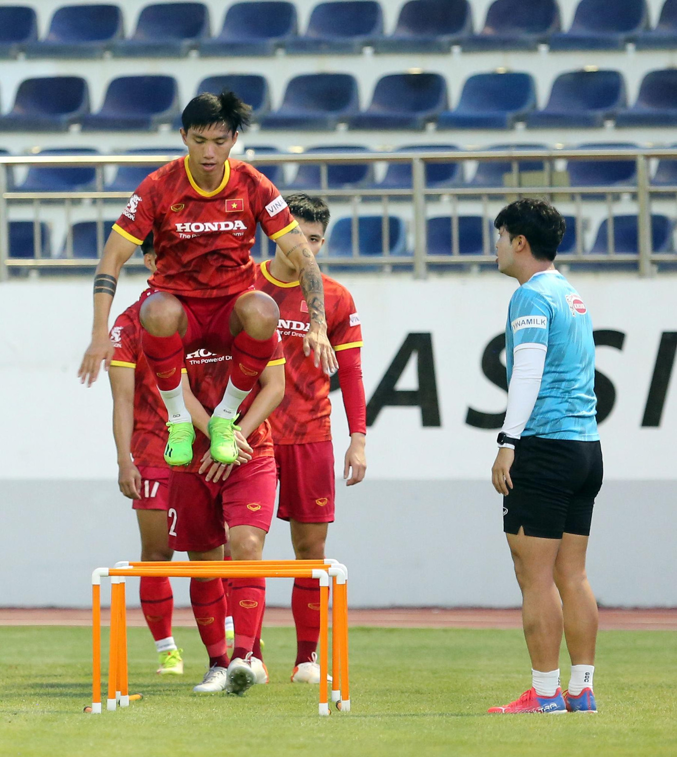 Sau chuyến tập huấn tại Bà Rịa - Vũng Tàu, tuyển Việt Nam sẽ di chuyển về Hà Nội và có trận giao hữu với Phillipines vào ngày 14/12 trước khi chốt danh sách dự AFF Cup 2022.