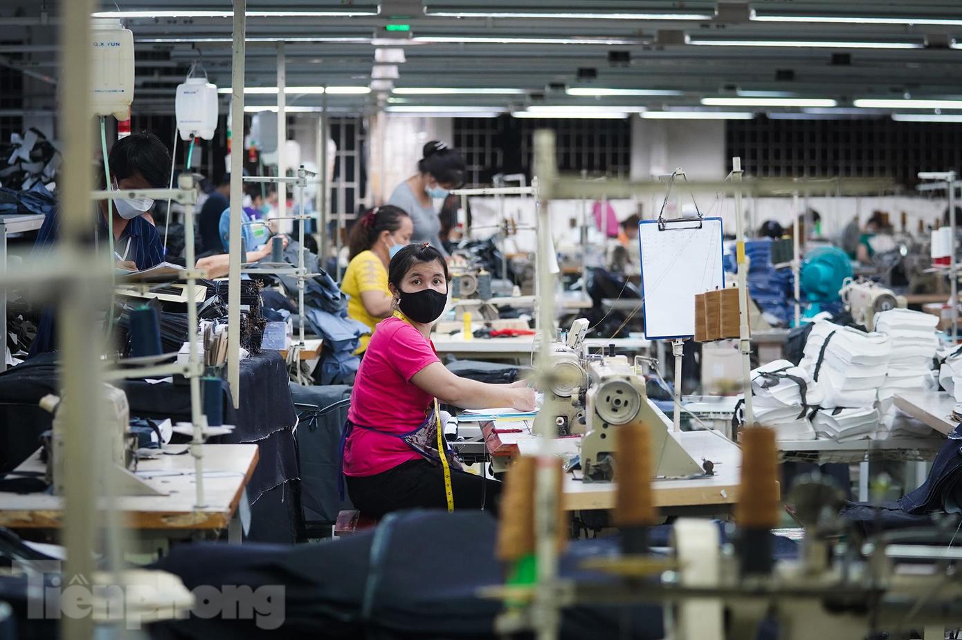 Trong năm 2022, Long An phấn đấu đạt tốc độ tăng trưởng kinh tế 6,5-7%; tỷ lệ tăng thu ngân sách nhà nước năm 2022 tăng 12% so với năm 2021.