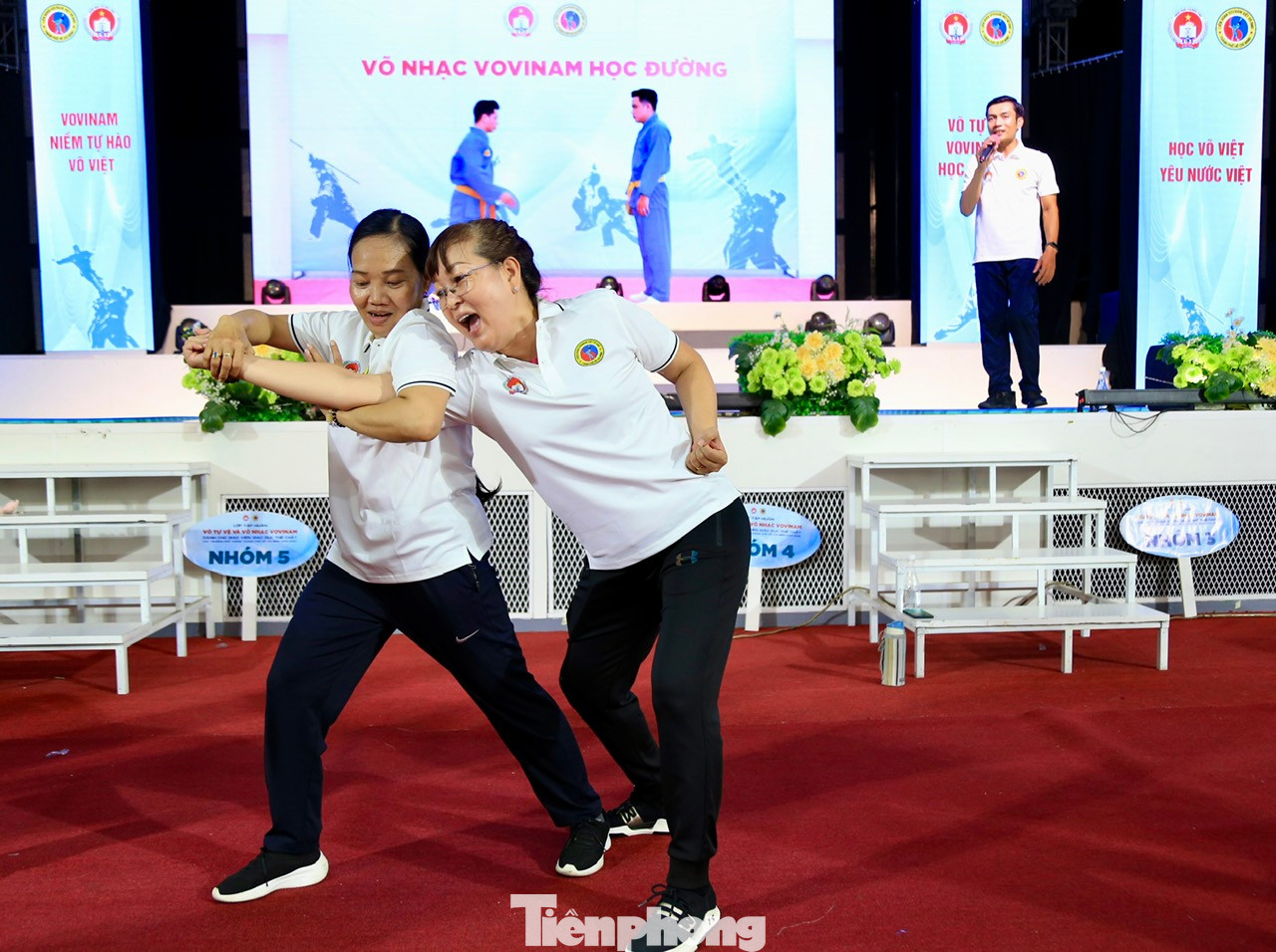 Những năm qua, các hoạt động thể thao trong học đường ngày càng được quan tâm. Việc đưa võ thuật vào trường học là chủ trương của Bộ GD&amp;ĐT nhằm nâng tầm thể chất Việt. Theo đó, Vovinam - môn võ Việt đã có những dấu ấn tích cực trong phong trào thể thao học đường tại TPHCM.