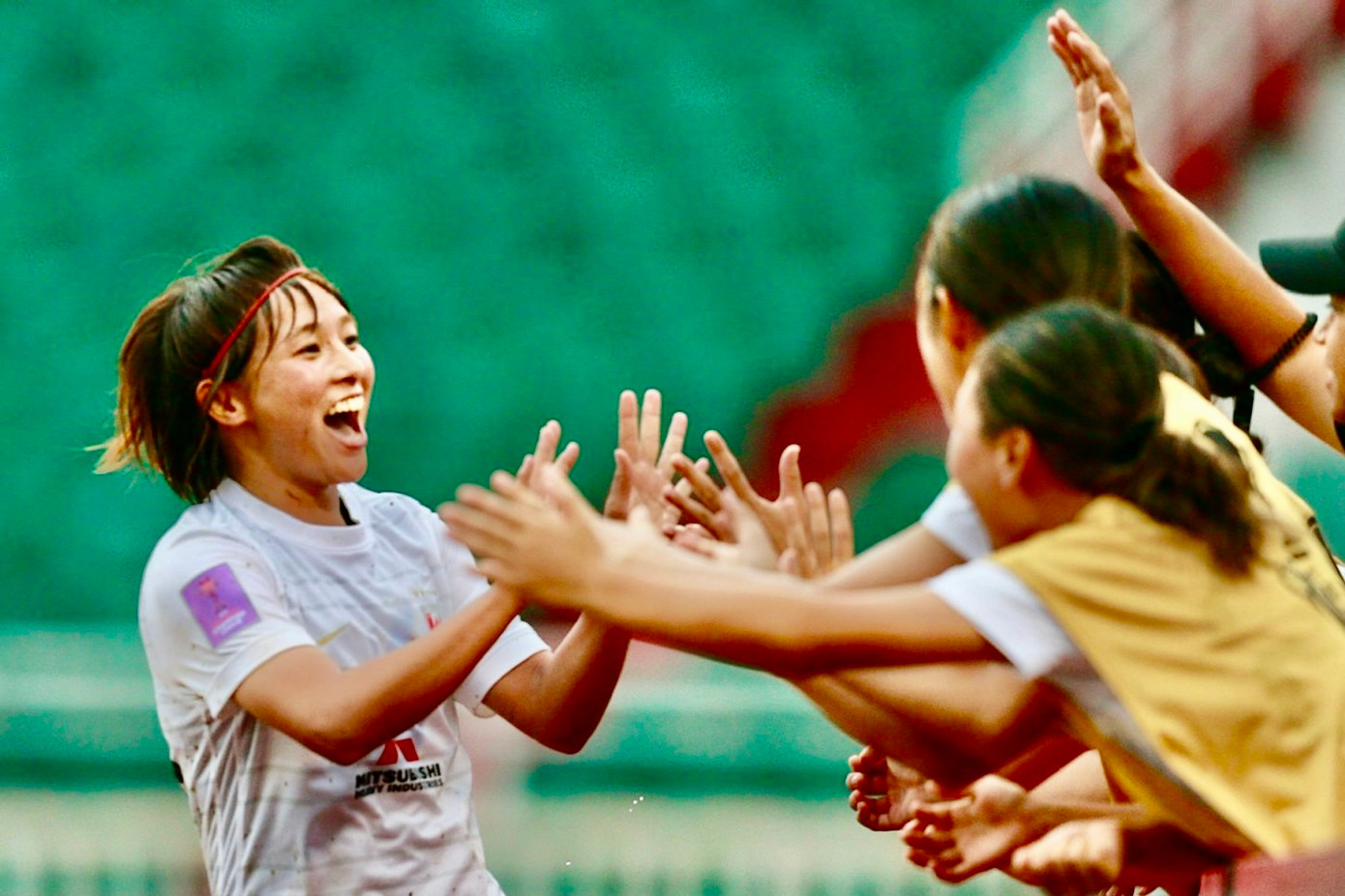 Phút 70, Tanno có pha độc diễn rồi tung cú sút chéo góc, ấn định chiến thắng 2-0 cho đội nhà. Cô không quên chia vui cùng đồng đội đang khởi động.