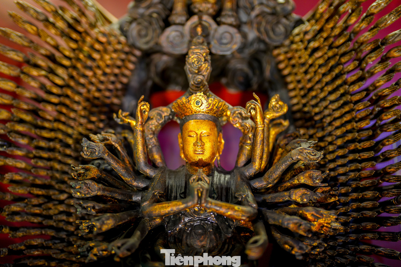 Tượng Thiên Thủ Thiên Nhãn chùa Mễ Sở.