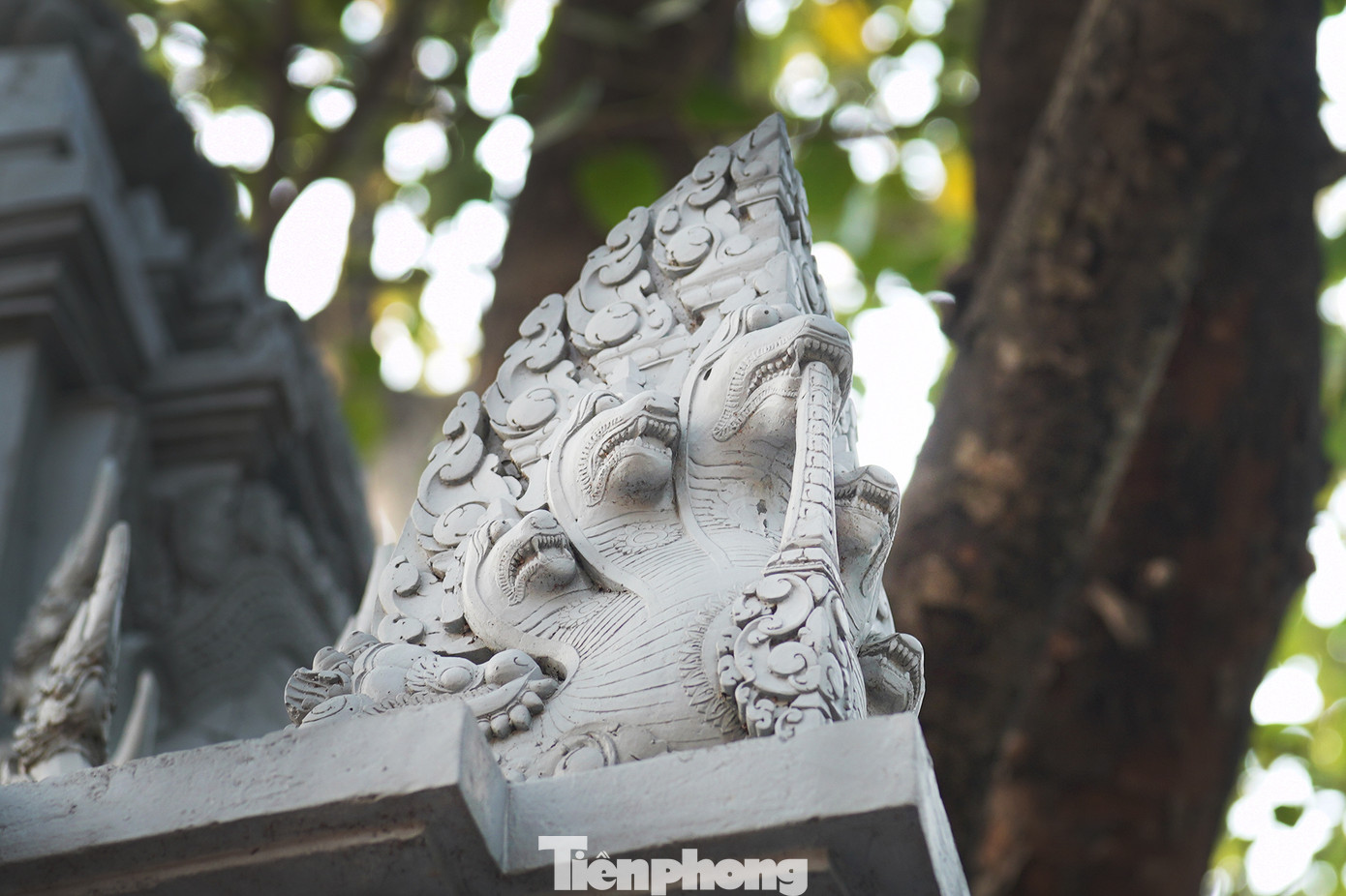 Tại TPHCM hiện nay có hai ngôi chùa Phật giáo Nam tông Khmer là chùa Chantarangsay và chùa Pothiwong tại quận Tân Bình. Tại TPHCM hiện nay có hai ngôi chùa Phật giáo Nam tông Khmer là chùa Chantarangsay và chùa Pothiwong tại quận Tân Bình.