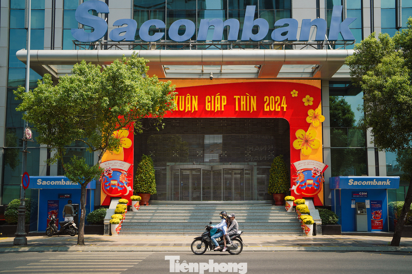 Một số đơn vị đã bắt đầu cho nhân viên nghỉ Tết từ trước vài ngày.