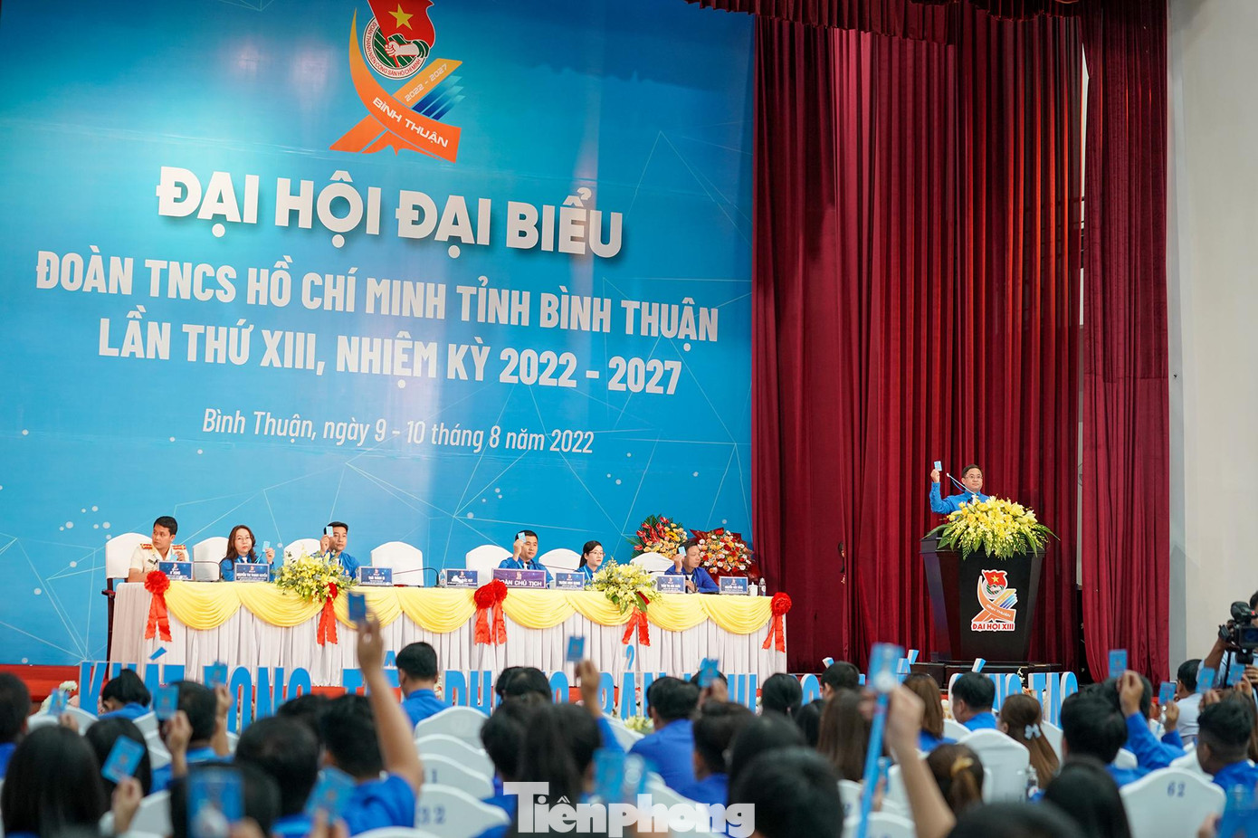 Đối với Bình Thuận, những kết quả đạt được trong 5 năm qua đã từng bước tạo ra những nền tảng vững chắc cho nhiệm kỳ mới; tiềm năng, lợi thế tiếp tục được phát huy ngày càng tốt hơn khi tuyến cao tốc Bắc-Nam phía Đông vừa được khởi công và sân bay Phan Thiết sắp được khởi công xây dựng. Đối với Bình Thuận, những kết quả đạt được trong 5 năm qua đã từng bước tạo ra những nền tảng vững chắc cho nhiệm kỳ mới; tiềm năng, lợi thế tiếp tục được phát huy ngày càng tốt hơn khi tuyến cao tốc Bắc-Nam phía Đông vừa được khởi công và sân bay Phan Thiết sắp được khởi công xây dựng.