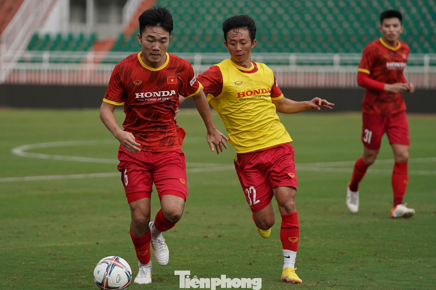 Trước ngày hội quân, có nhiều thông tin cho rằng Xuân Trường sẽ không có mặt trong danh sách bởi Xuân Trường gặp chấn thương trước trận đấu với Bình Dương ở LS V-League 2022.