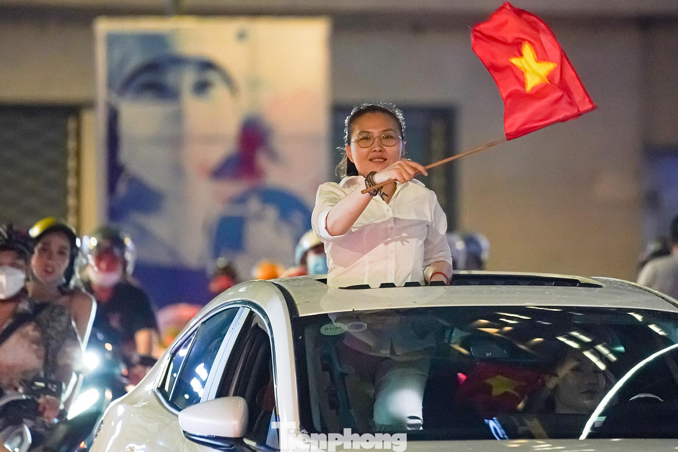 Sau hai năm &quot;đóng băng&quot; vì dịch bệnh COVID-19, người dân thành phố mới có lại cảm xúc như như thế này.