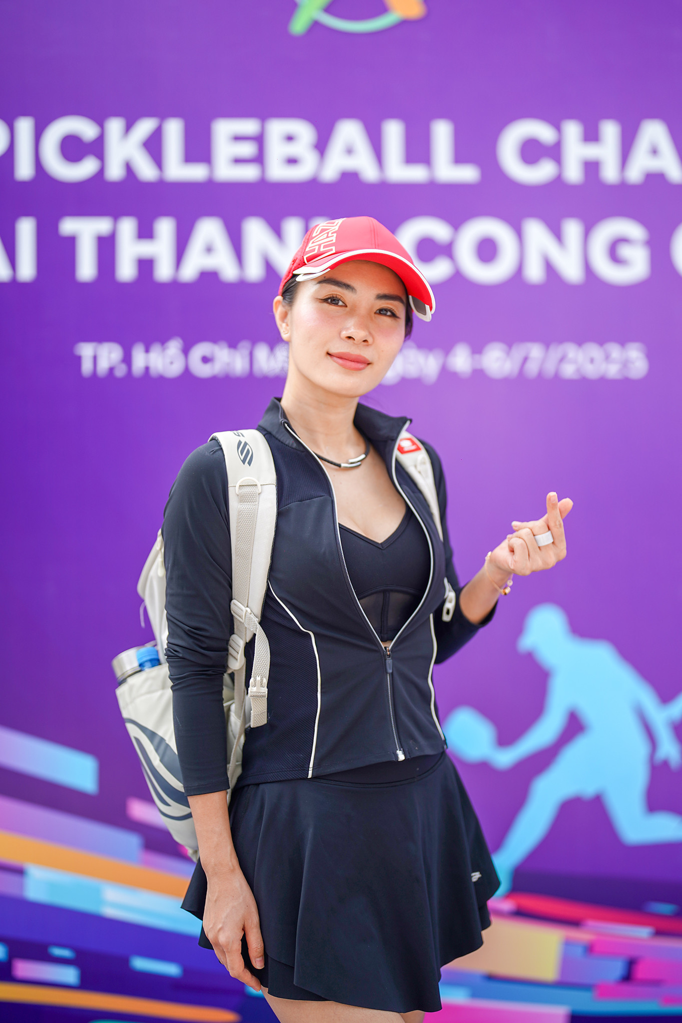 Nhàn theo đuổi lối sống năng động, cô cho thấy sự cầu tiến và chuyên nghiệp trong cả thể thao lẫn hình ảnh, xây dựng hình tượng khỏe đẹp, thu hút. Không chỉ là ứng viên sáng giá cho giải Người đẹp Pickleball, Lê Nhàn còn đặt mục tiêu các giành giải chuyên môn tại Giải Vô địch Pickleball Việt Nam - Cúp Hyundai Thành Công 2025. Nhàn theo đuổi lối sống năng động, cô cho thấy sự cầu tiến và chuyên nghiệp trong cả thể thao lẫn hình ảnh, xây dựng hình tượng khỏe đẹp, thu hút. Không chỉ là ứng viên sáng giá cho giải Người đẹp Pickleball, Lê Nhàn còn đặt mục tiêu các giành giải chuyên môn tại Giải Vô địch Pickleball Việt Nam - Cúp Hyundai Thành Công 2025.