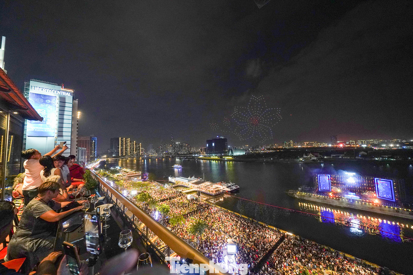 Những bông hoa được xếp khá đẹp mắt.