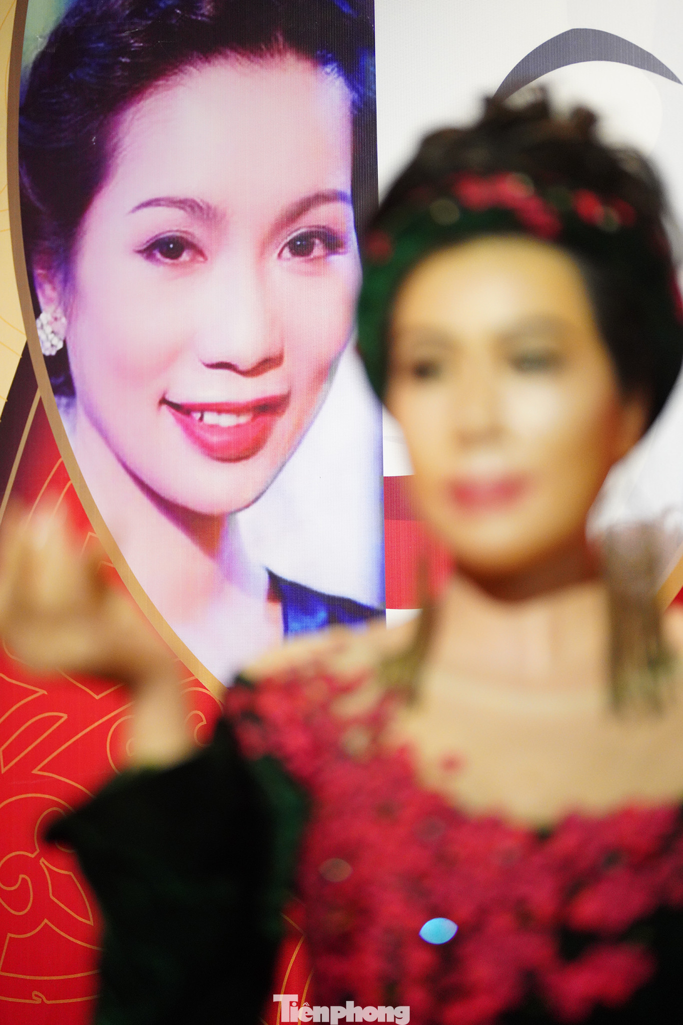 Trịnh Kim Chi là Á hậu 2 cuộc thi Hoa hậu Việt Nam tổ chức vào năm 1994. Cô là người đẹp đầu tiên của cuộc thi này được phong tặng danh hiệu NSND vào năm 2023. Trong ảnh là tượng của Á hậu Trịnh Kim Chi.