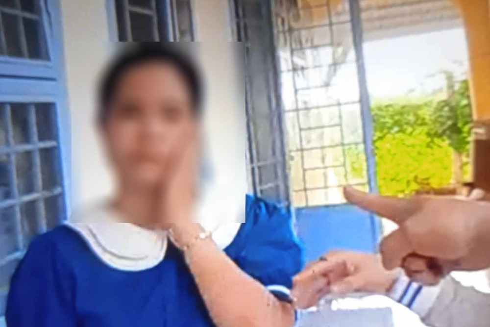 Phụ huynh đã tát cô giáo sau khi học sinh lớp 1 bị cô giáo đánh. Ảnh: CTV