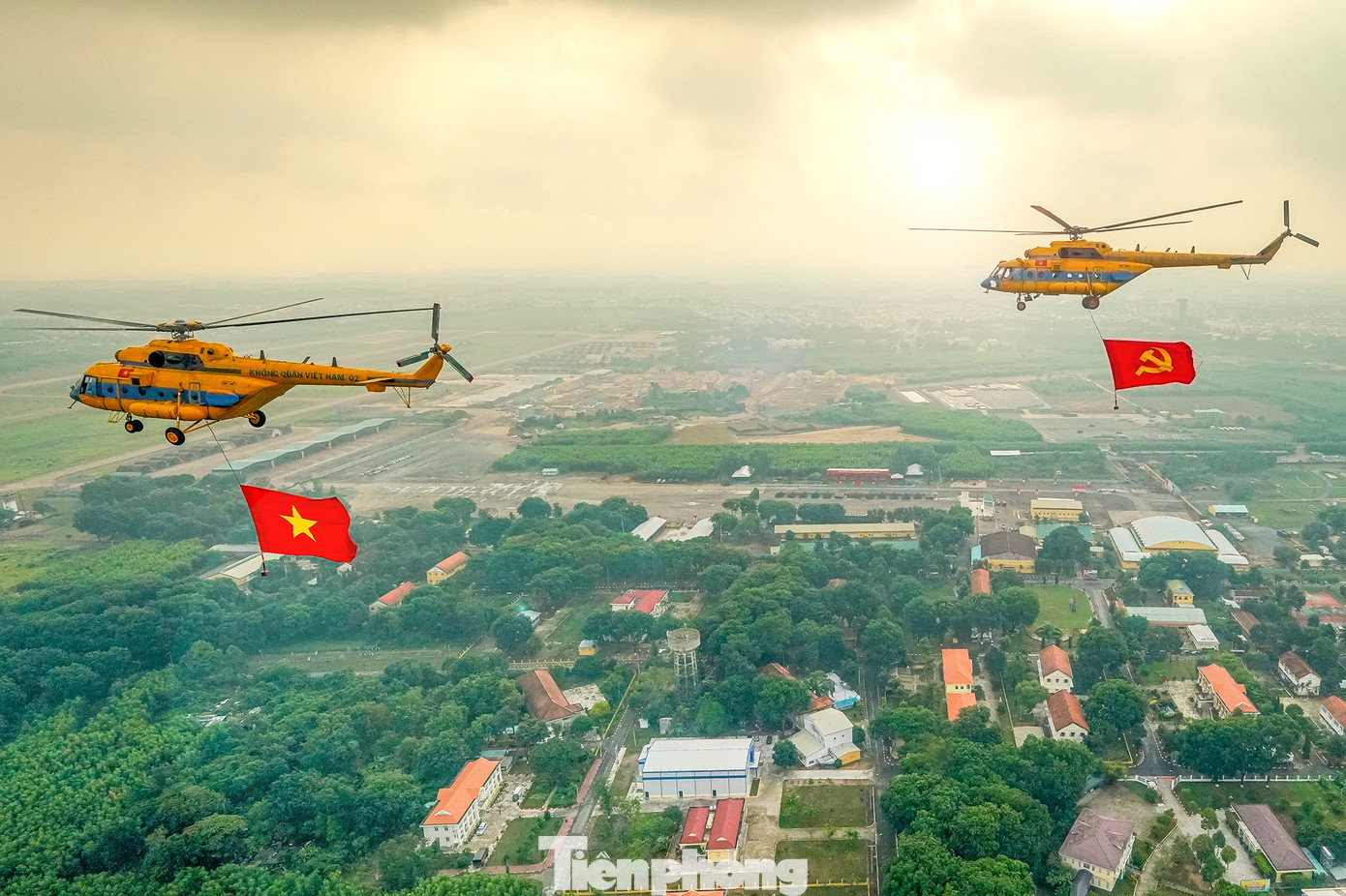 Phi đội vòng lại lần hai hợp luyện.