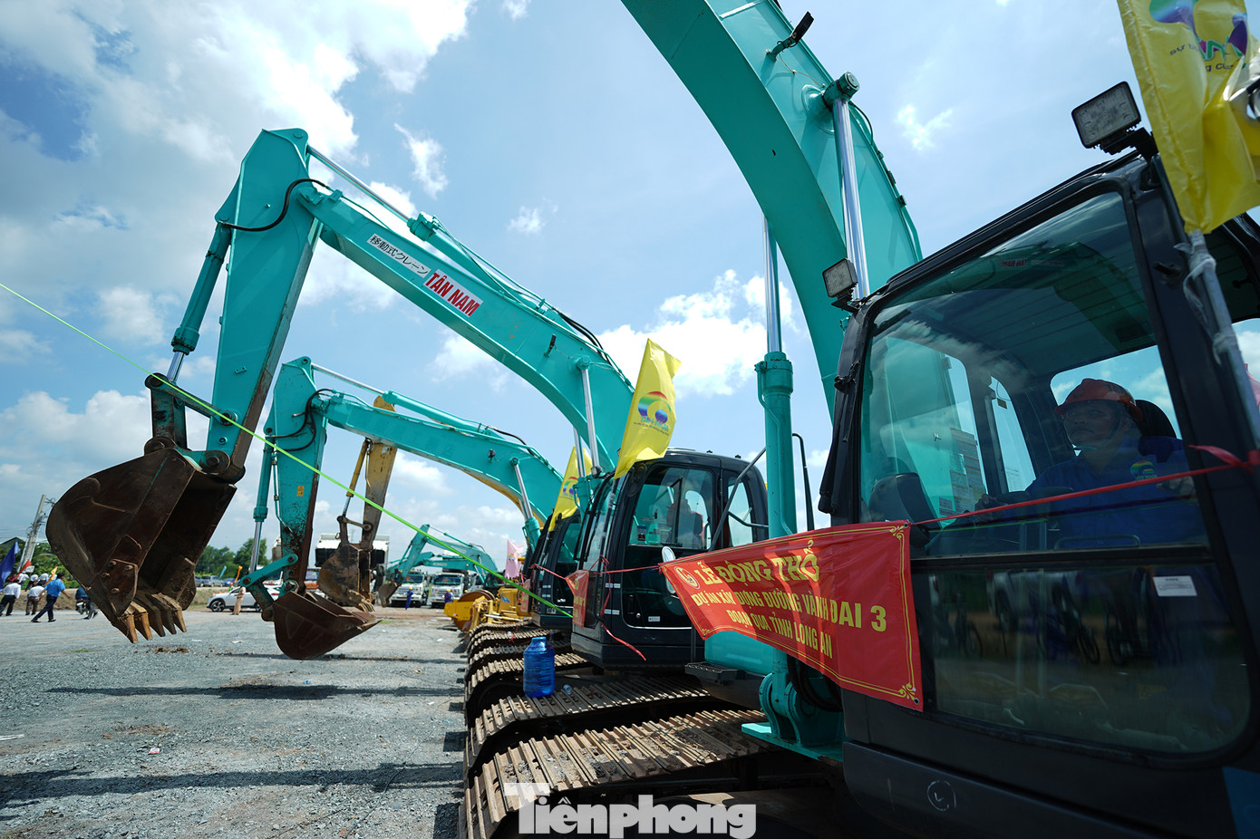 Chiều dài tuyến 6,84Km, điểm đầu tại ranh TP.HCM – Long An; điểm cuối tại nút giao giữa đường cao tốc Bến Lức – Long Thành, TPHCM – Trung Lương, đi qua địa bàn huyện Bến Lức.