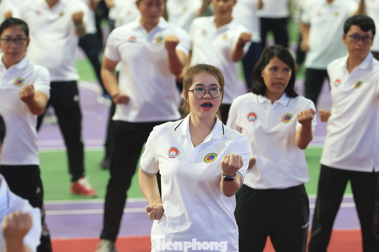 Những năm qua, các hoạt động thể thao trong học đường ngày càng được quan tâm. Việc đưa võ thuật vào trường học là chủ trương của Bộ GD&amp;ĐT nhằm nâng tầm thể chất Việt. Theo đó, Vovinam - môn võ Việt đã có những dấu ấn tích cực trong phong trào thể thao học đường tại TPHCM.