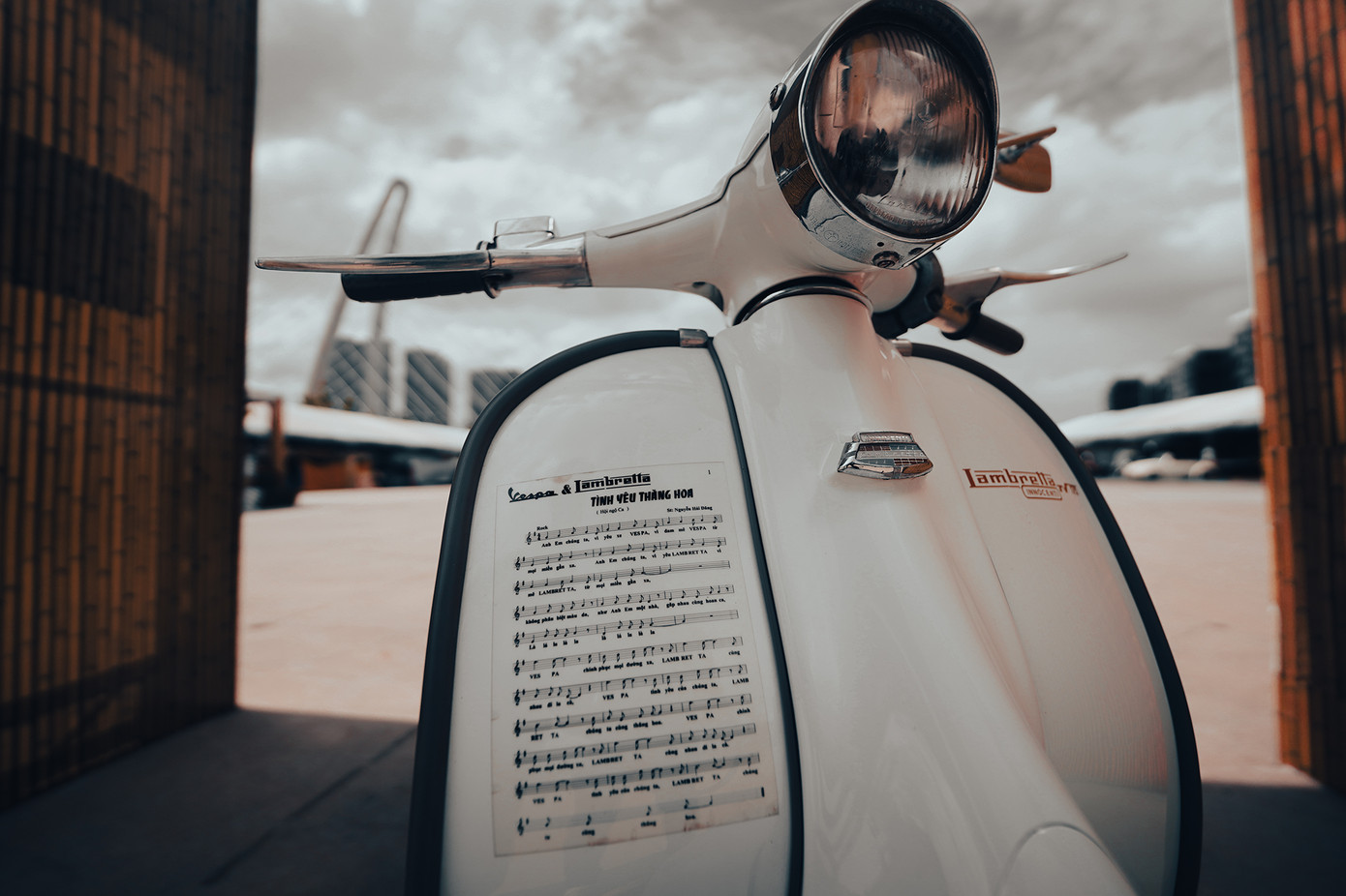 Ngày nay, những chiếc Lambretta "dè bầu" nguyên bản mê hoặc được phục chế đẹp mắt là niềm tự hào của những người sưu tầm xe cổ và thường xuất hiện trong các buổi triển lãm xe cổ để gợi nhắc về một thời đã qua.