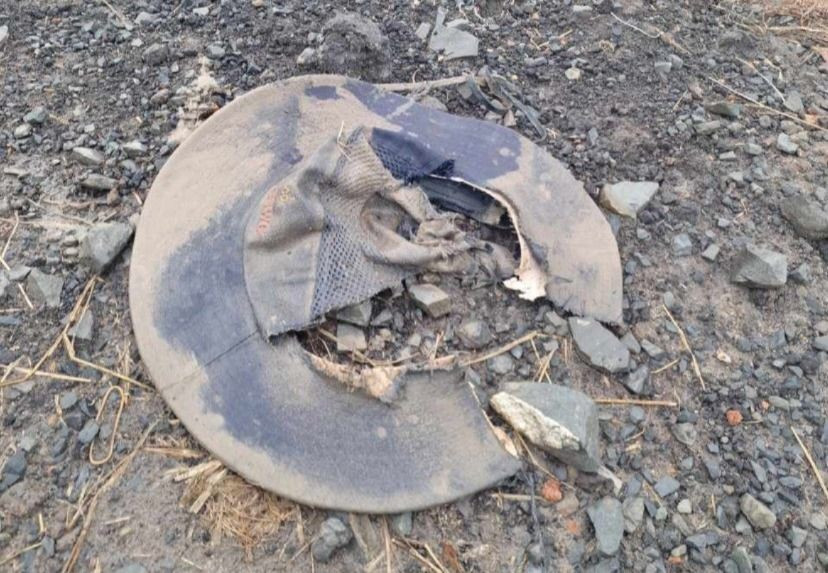 Chiếc nón nạn nhân ở hiện trường. (Ảnh: CTV)