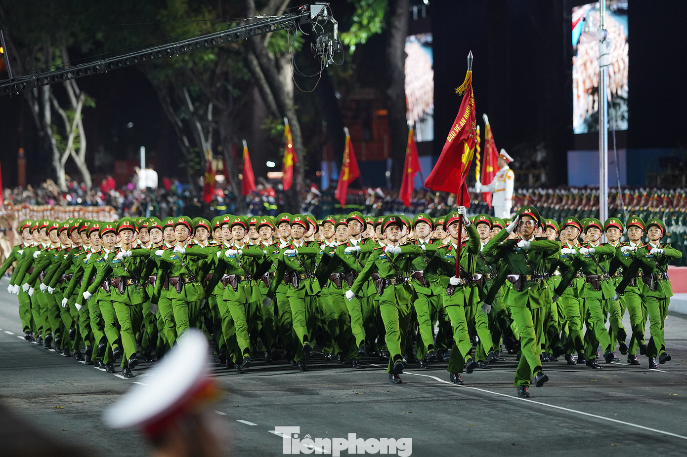 Khối Sĩ quan Cảnh sát nhân dân,