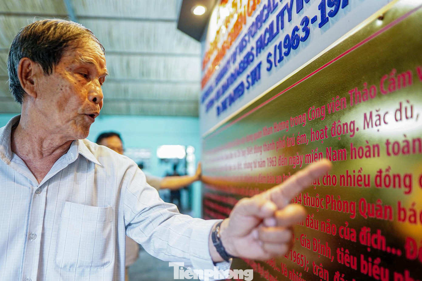 Cựu chiến binh Nguyễn Văn Thân kể: "Công tác phối hợp giữa Phòng Quân báo Miền với các cơ sở cách mạng, trong đó có quán Nhan Hương, rất chặt chẽ, tuyệt đối bí mật và bảo đảm an toàn cho cơ sở. Nhiều thông tin từ quán Nhan Hương chuyển về đã được cấp trên chọn lọc, điều chỉnh, bổ sung phương án tác chiến trong các trận đánh của lực lượng biệt động, góp phần vào Đại thắng mùa xuân 1975, giải phóng miền Nam, thống nhất đất nước". Cựu chiến binh Nguyễn Văn Thân kể: "Công tác phối hợp giữa Phòng Quân báo Miền với các cơ sở cách mạng, trong đó có quán Nhan Hương, rất chặt chẽ, tuyệt đối bí mật và bảo đảm an toàn cho cơ sở. Nhiều thông tin từ quán Nhan Hương chuyển về đã được cấp trên chọn lọc, điều chỉnh, bổ sung phương án tác chiến trong các trận đánh của lực lượng biệt động, góp phần vào Đại thắng mùa xuân 1975, giải phóng miền Nam, thống nhất đất nước".
